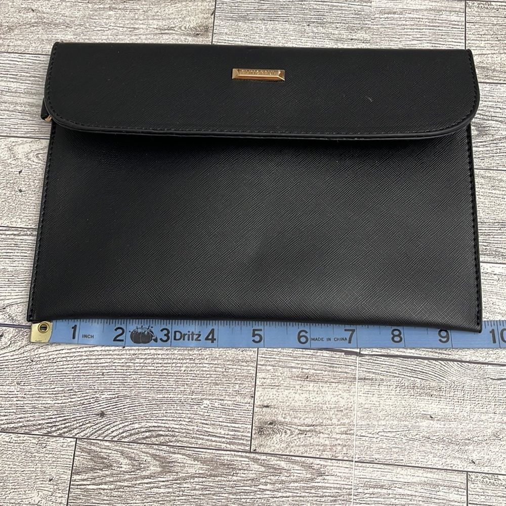 Elim & Paul Black Clutch - Picture 5 of 6
